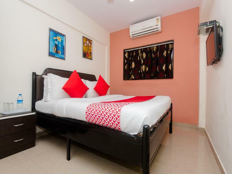 Oyo Flagship 756 Hotel Sarang Heritage Navi Mumbai Esterno foto