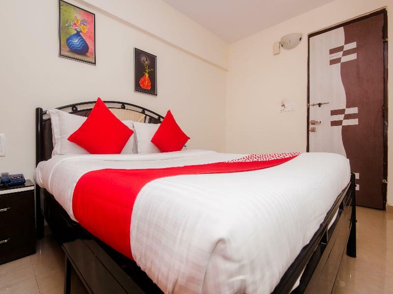 Oyo Flagship 756 Hotel Sarang Heritage Navi Mumbai Esterno foto