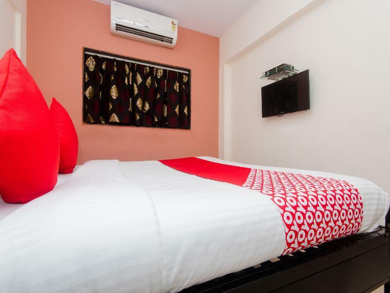 Oyo Flagship 756 Hotel Sarang Heritage Navi Mumbai Esterno foto